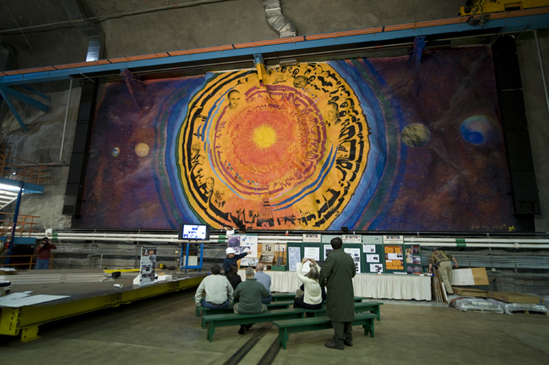 Minnesota artist Joseph Giannetti painted this mural on the rock wall near the MINOS detector.