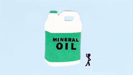 Illustration of a green oil can