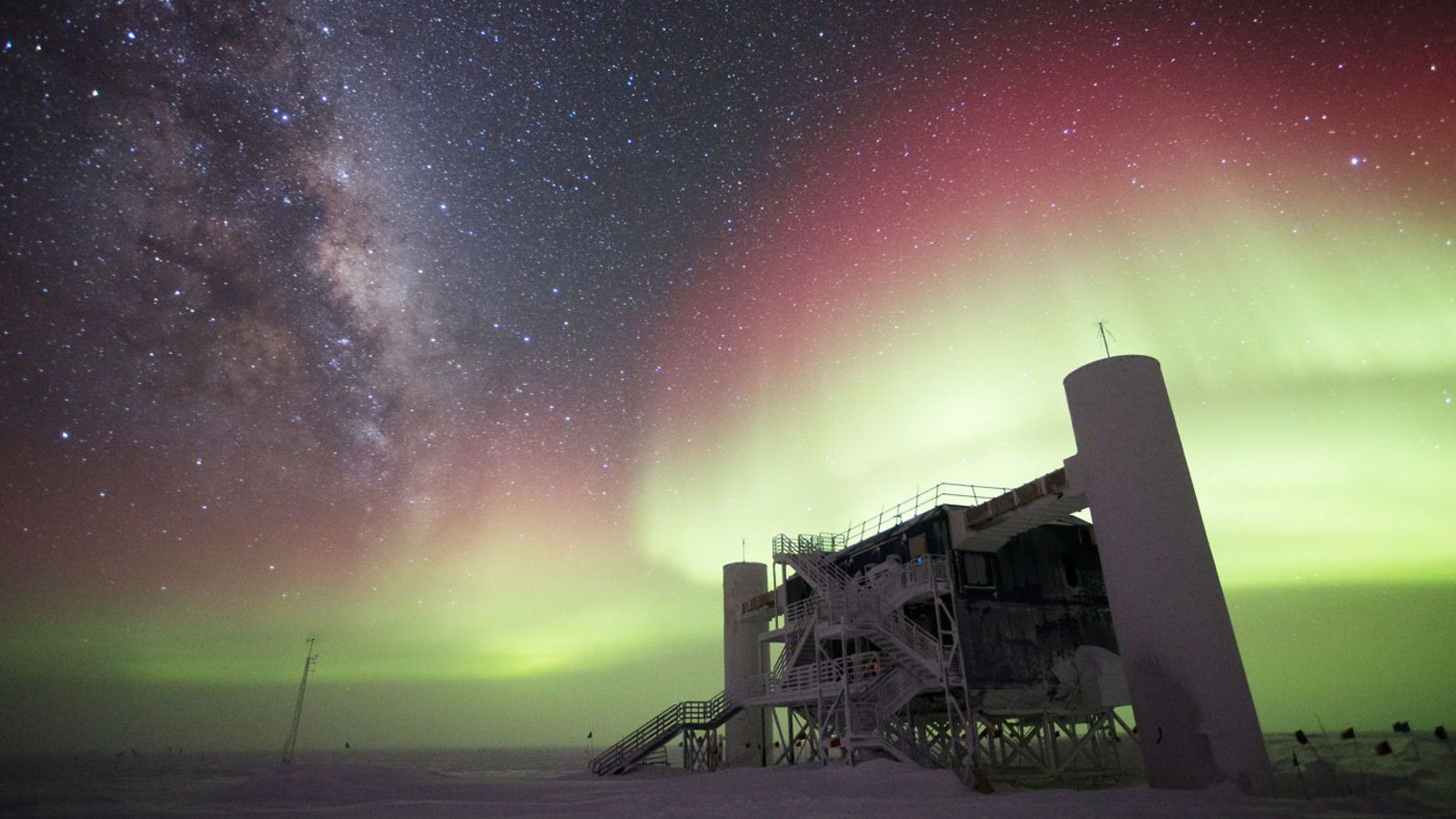 IceCube sees highestenergy neutrino ever found symmetry magazine